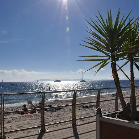 Apartman Sur Le Port De - A 2min Des Plages, Clim & Balcon