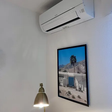 Appartamento Sur Le Port De - A 2min Des Plages, Clim & Balcon Hyères