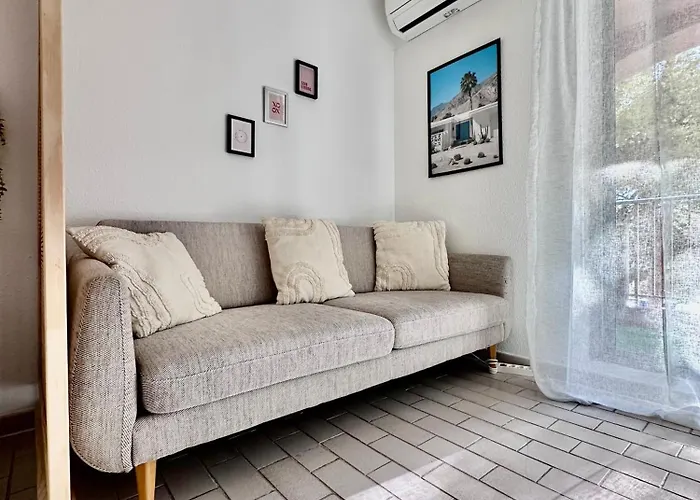 Sur Le Port De - A 2min Des Plages, Clim & Balcon *